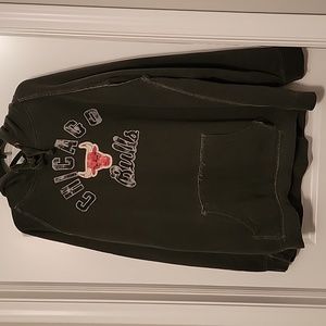 Men's Chicago Bulls vintage worn gray Adidas hoodie, size 2xl